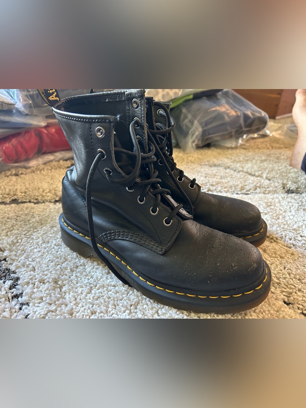 Dr. Martens Black Leather 8-Eye Lace-Up Boots Men’s size 8M